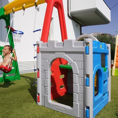 ألبا أدرياتيكا Residence Il Girasole 1 المظهر الخارجي الصورة