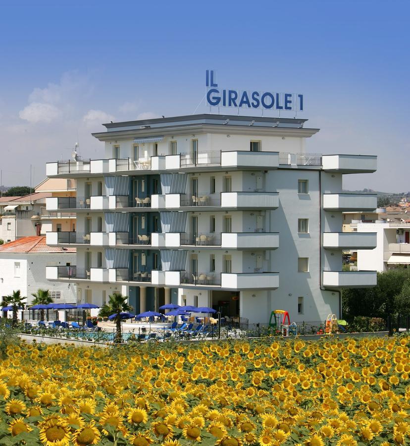 ألبا أدرياتيكا Residence Il Girasole 1 المظهر الخارجي الصورة