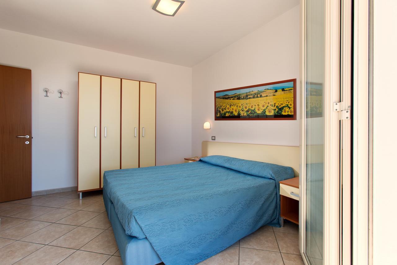 ألبا أدرياتيكا Residence Il Girasole 1 المظهر الخارجي الصورة